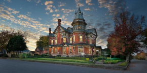 The Empress of Little Rock